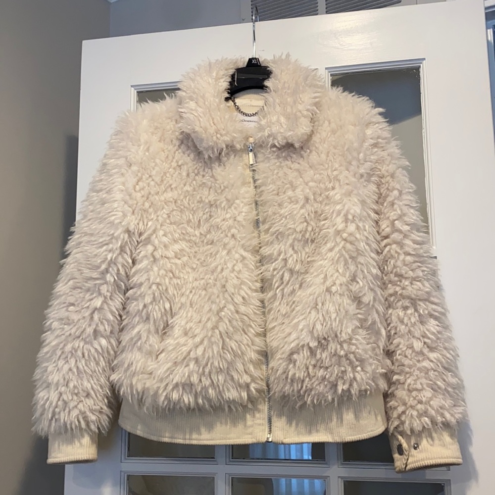 BCBG generation Women’s jacket off white Size small